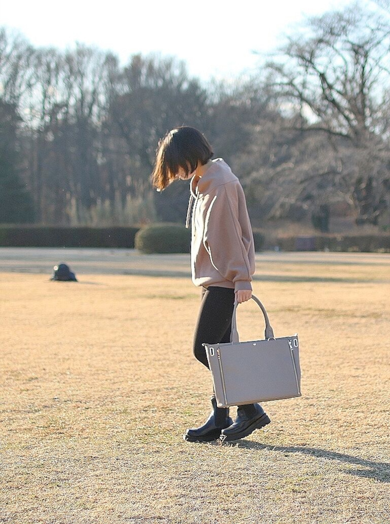 【굿즈-가방】 REA RARE 쿠루아 회전식 L사이즈 토트 이타백 GREIGE