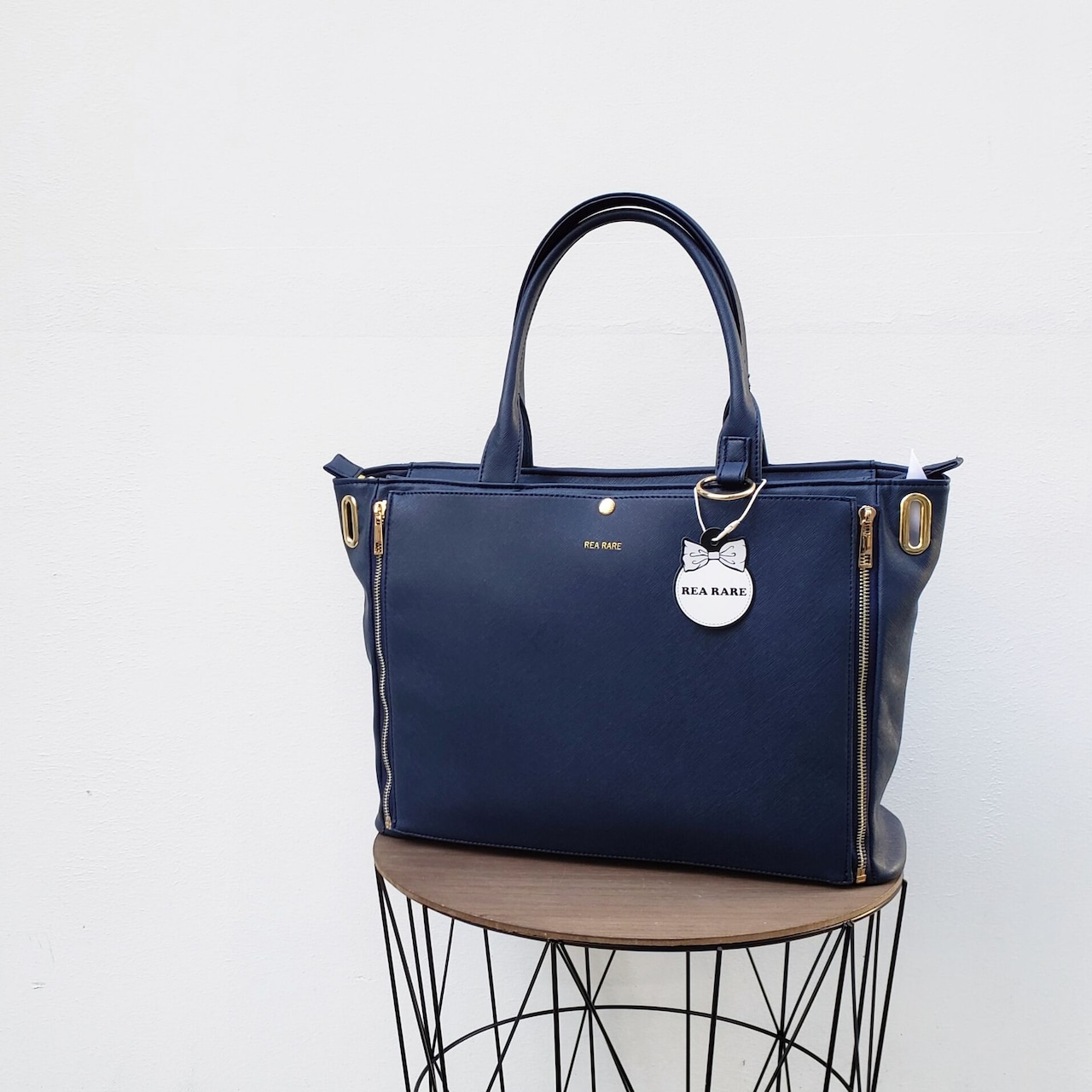 【굿즈-가방】 REA RARE 쿠루아 회전식 L사이즈 토트 이타백 NAVY