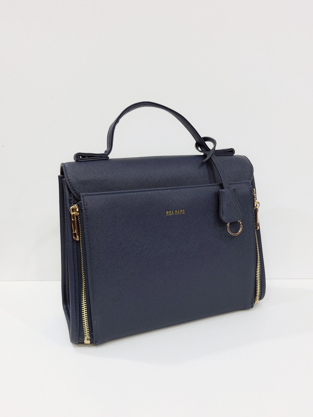 【굿즈-가방】 REA RARE 쿠루아 회전식 스퀘어 핸드 이타백 NAVY